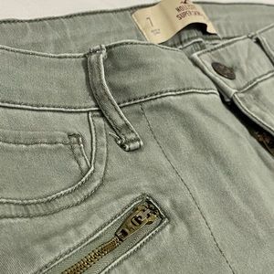 HOLLISTER green crop skinny jeans, Size 7